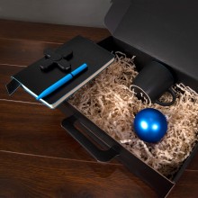 Набор ELEGANTBLOOM: блокнот, ручка, кружка, usb-разветвитель, шар новогодний, голубой