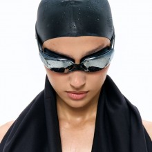 Шапочка для плавания Aquasana, черная