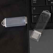 USB-Flash накопитель (флешка) прозрачная "SHINE" из акрила, 4 Gb, с белой подсветкой
