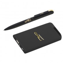 Набор ручка + источник энергии 4000 mAh в футляре, прорезиненный черный/золото