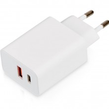 Сетевое зарядное устройство c выходами USB-A и USB-C и быстрой зарядкой QC/PD Recharger Pro, 30 Вт