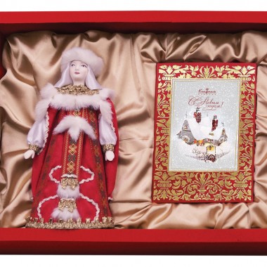 Набор "Рождество": кукла декоративная, шоколадные конфеты "Конфаэль"